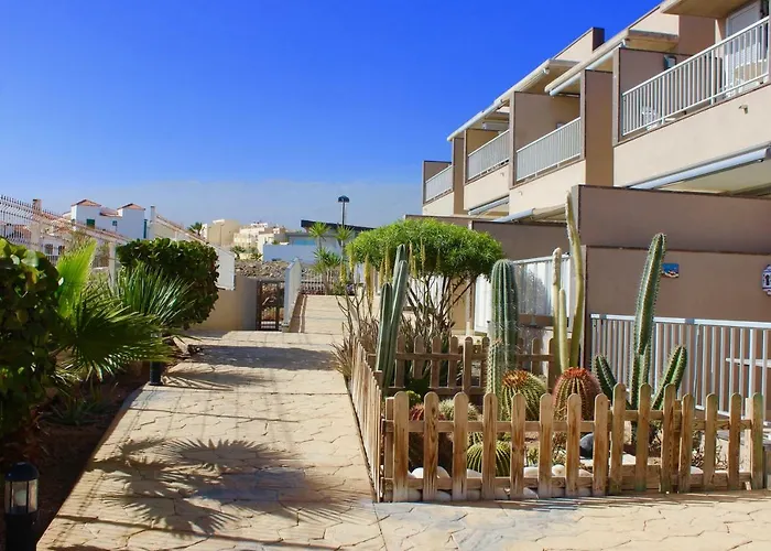 Sunny Ocean View Apartament *